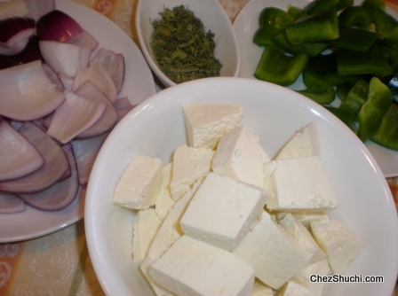 paneer, bell pepper, onion and dried fenugreek leaves
